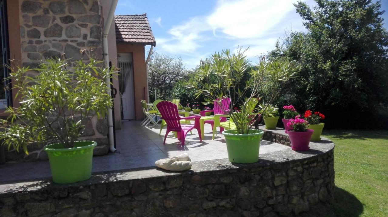 Gite Des Sapins Ranchal Exterior foto